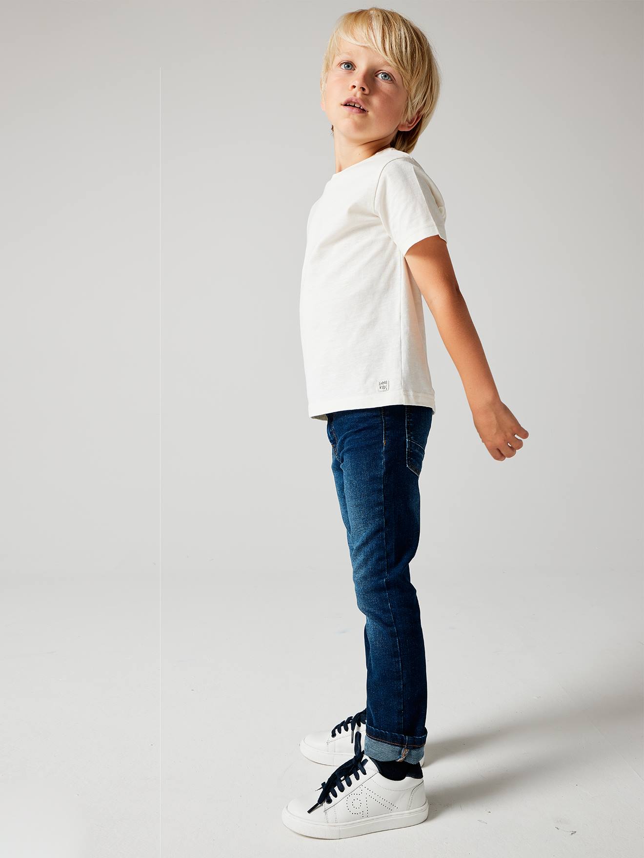 https://kids-avenue.com.ua/pages/gallery/5832/jean-droit-morphologik-medium-waterless-garcon (1).jpg